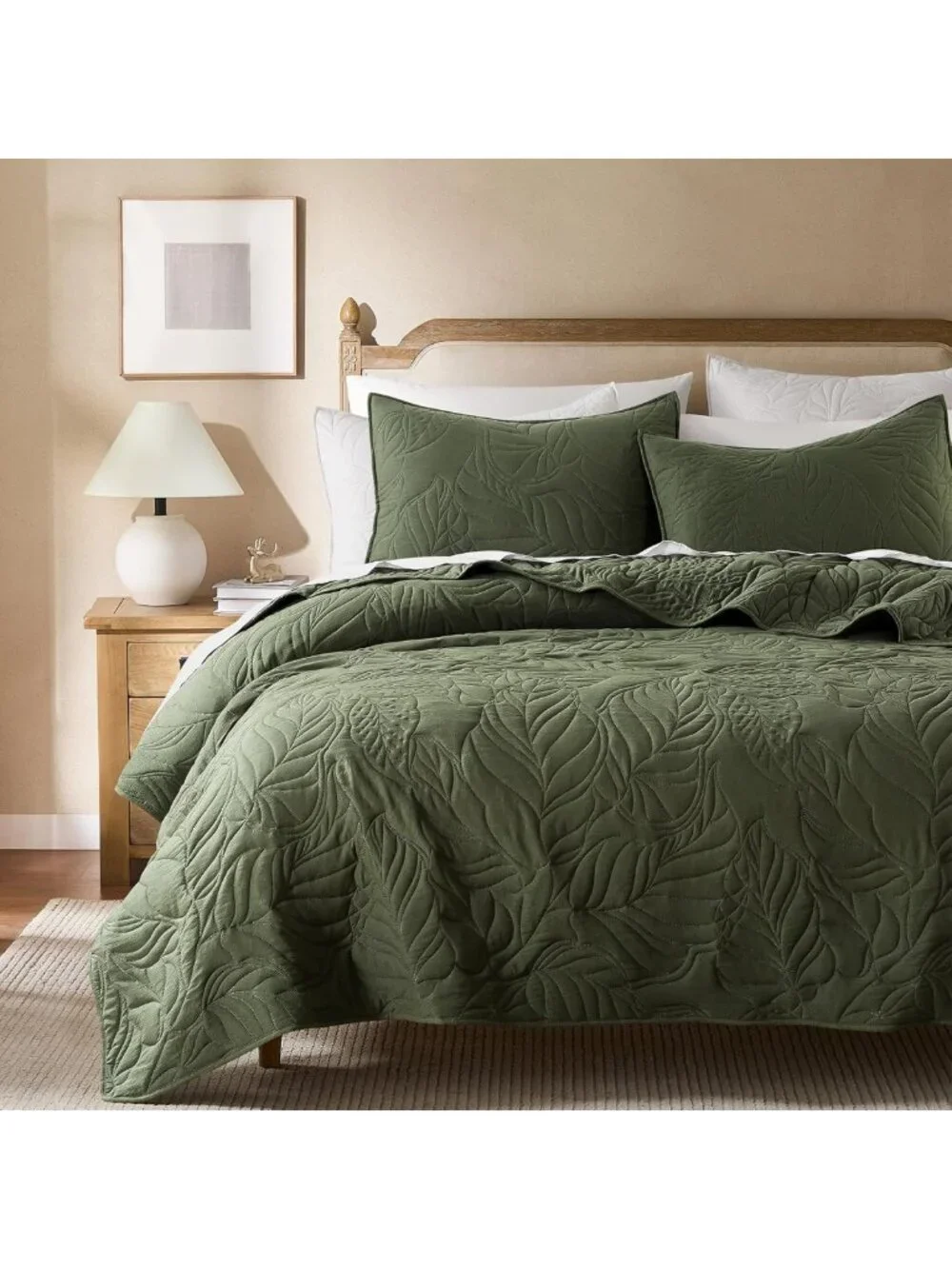 Olive Green King Quilt Set - Soft Lightweight Bedspread, Rustic Leaf Pattern, 3